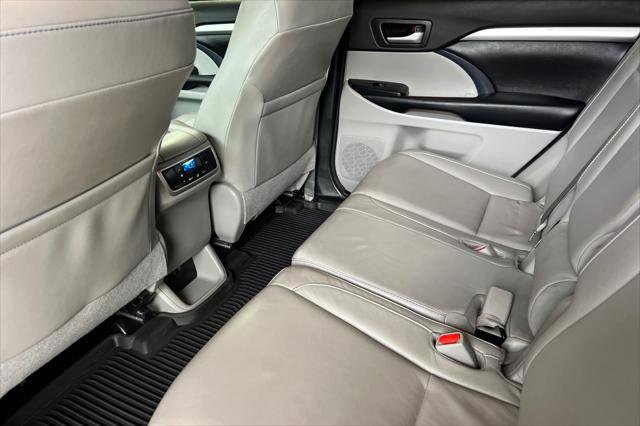 Certified 2018 Toyota Highlander XLE image 4