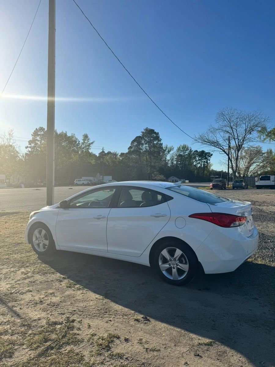 Used 2013 Hyundai Elantra GLS image 6