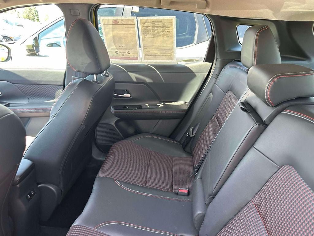 Used 2025 Nissan Kicks SR AWD/4WD image 10