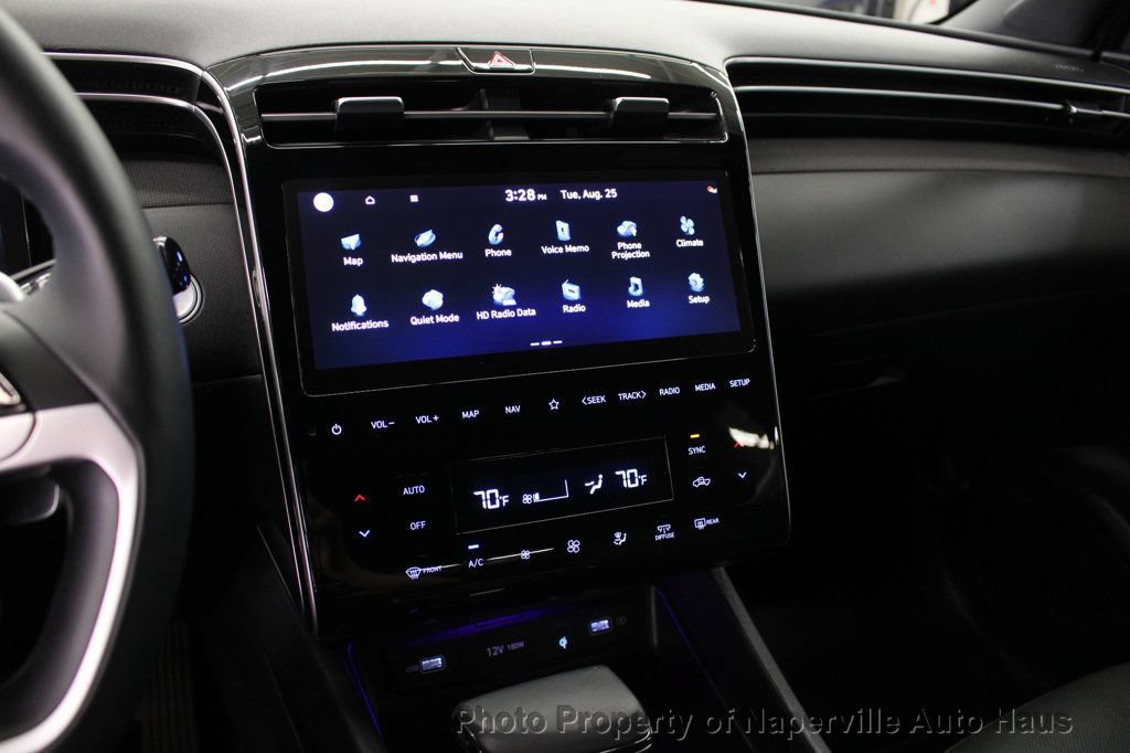 Used 2022 Hyundai Santa Cruz Limited w/ Cargo Package AWD/4WD image 18