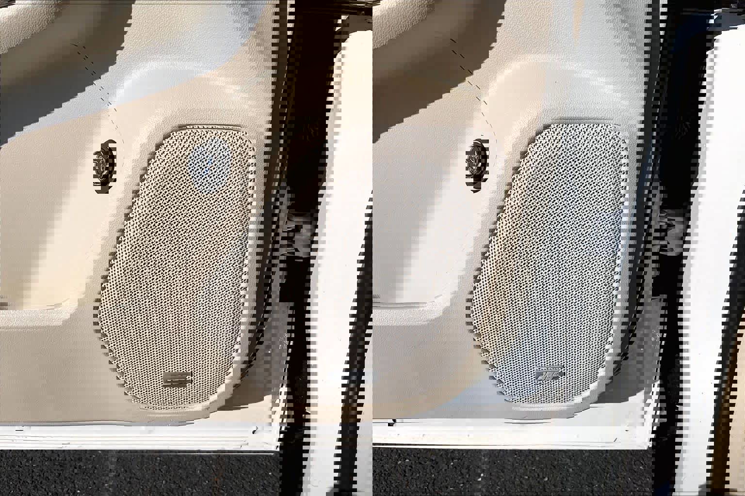 Used 2022 GMC Acadia Denali w/ Denali Ultimate Package image 36