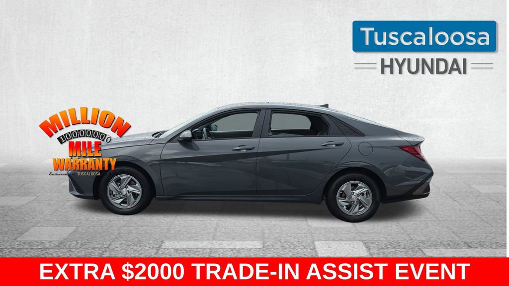 New 2026 Hyundai Elantra SE FWD image 4