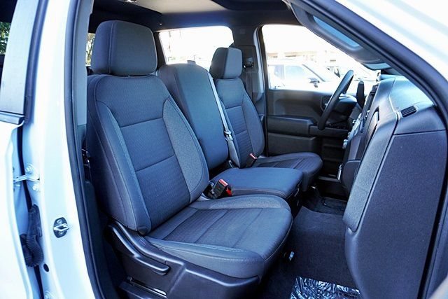 Used 2024 Chevrolet Silverado 1500 Custom Trail Boss AWD/4WD image 19