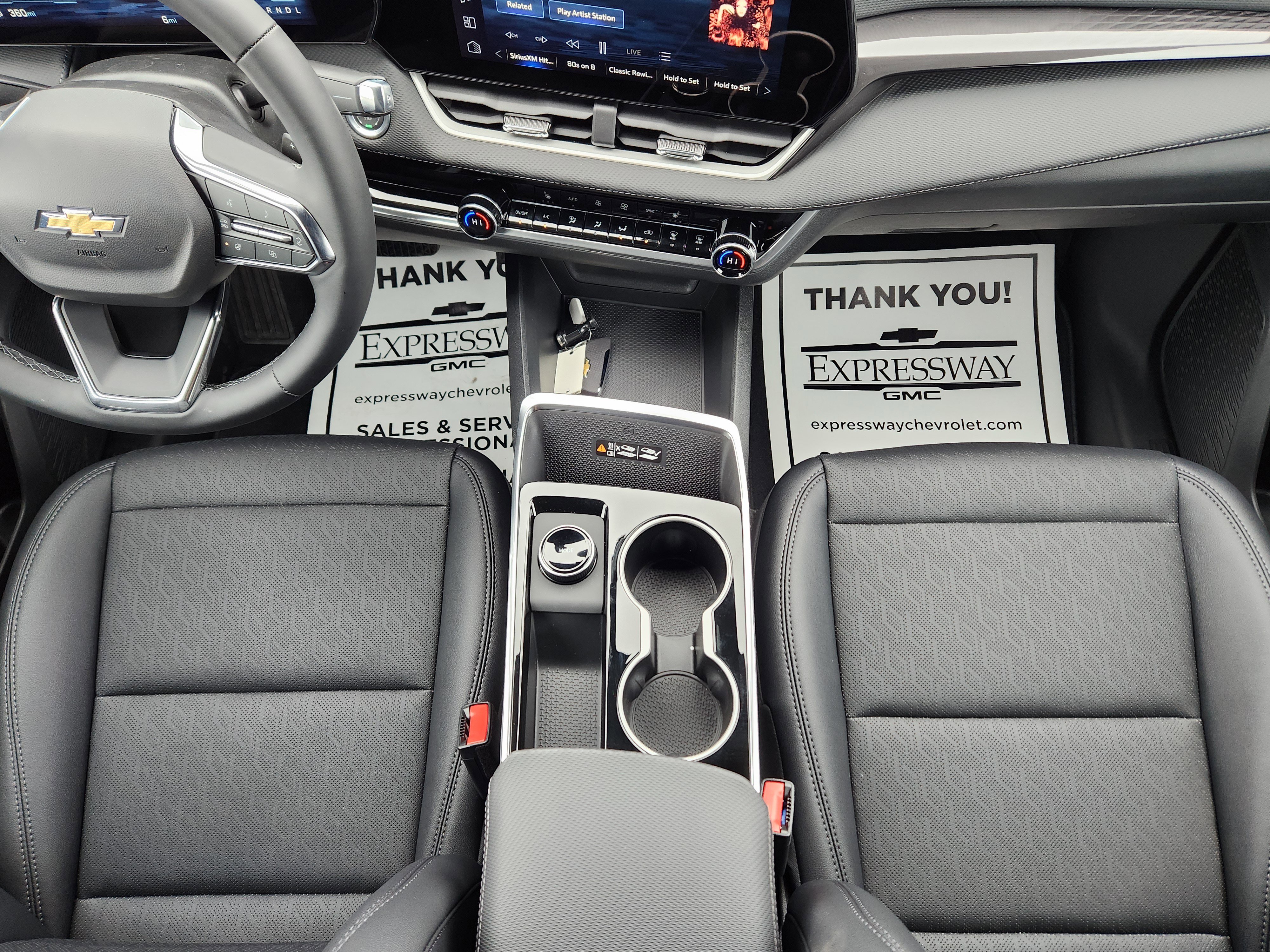 New 2026 Chevrolet Equinox LT w/ Convenience Package II image 11