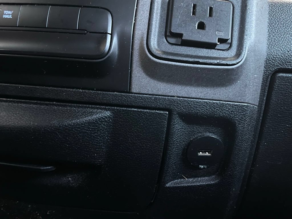 Used 2018 RAM 1500 4x4 Crew Cab w/ Protection Group image 25