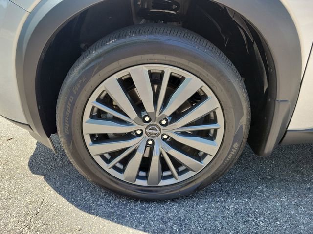 Used 2024 Nissan Pathfinder SL w/ SL Premium Package FWD image 5