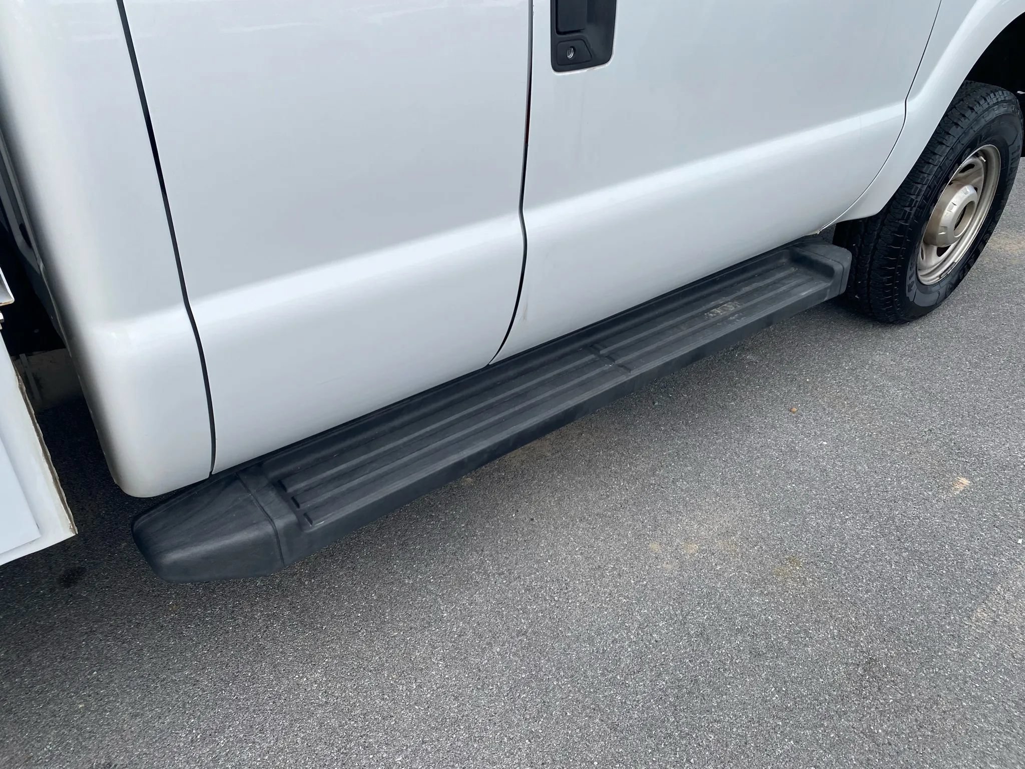 Used 2012 Ford F250 XL w/ Camper Pkg AWD/4WD image 19