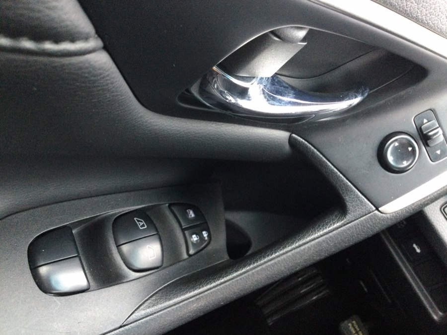 Used 2015 Nissan Altima 2.5 SV w/ Convenience Package FWD image 19