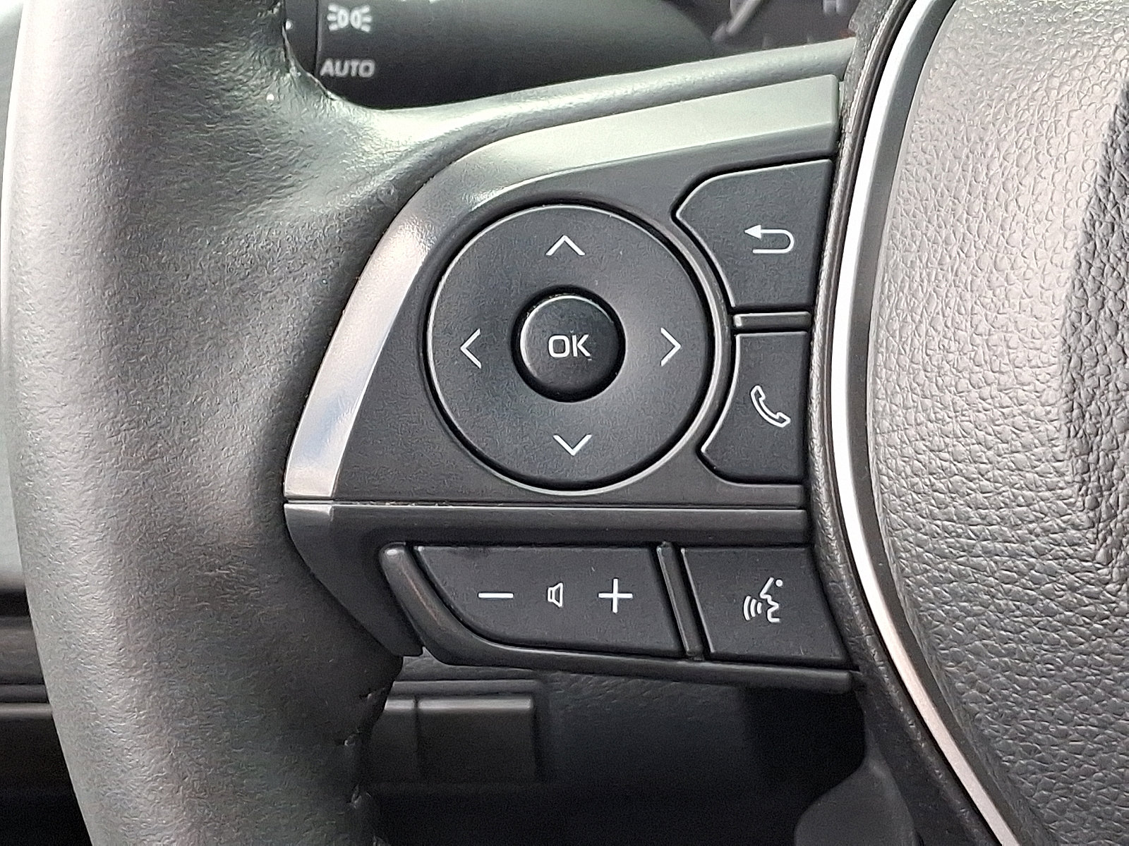 Used 2024 Toyota Corolla SE image 20