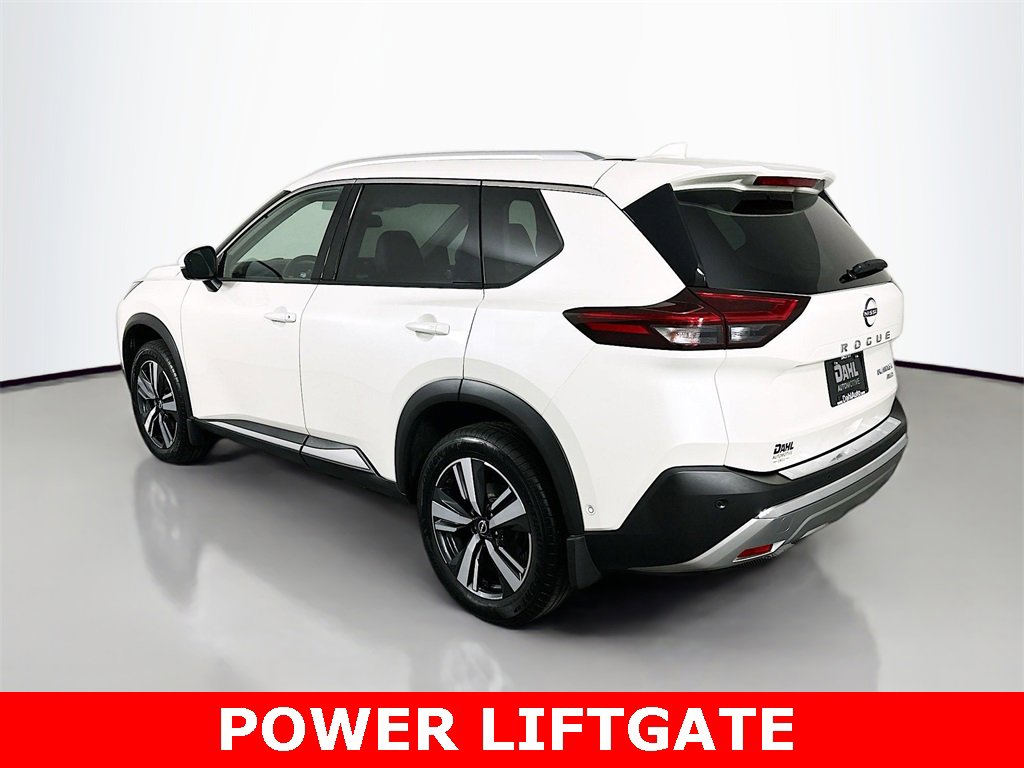 Used 2022 Nissan Rogue Platinum w/ Head-Up Display Package image 9