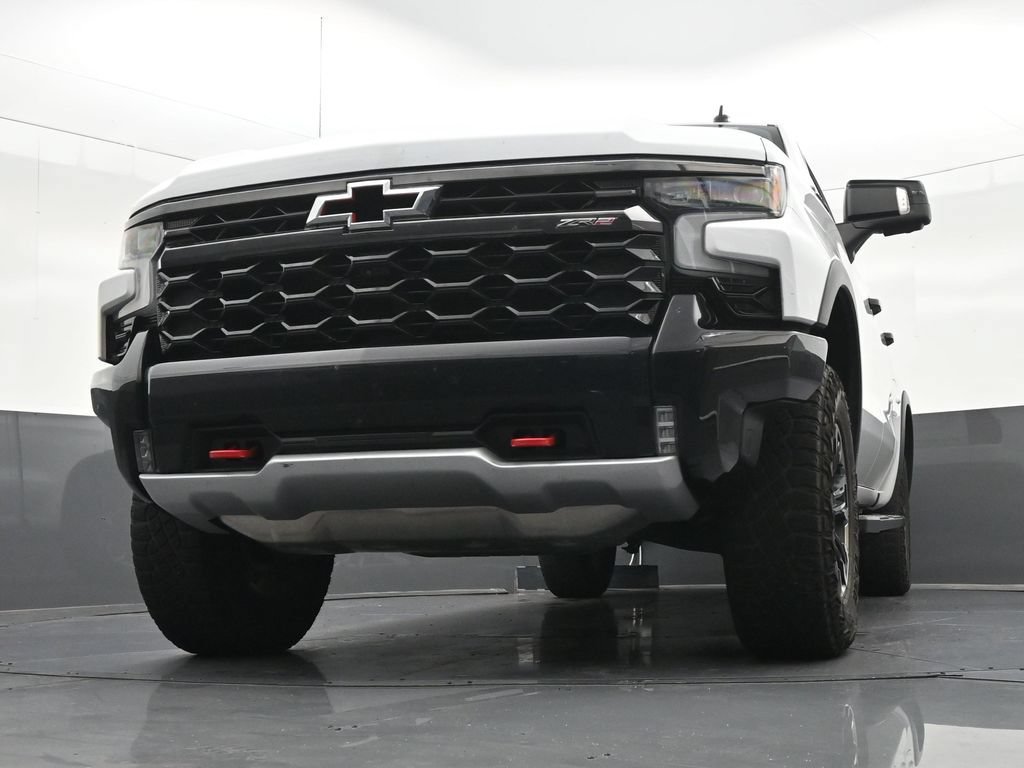 Used 2024 Chevrolet Silverado 1500 ZR2 w/ Technology Package AWD/4WD image 31