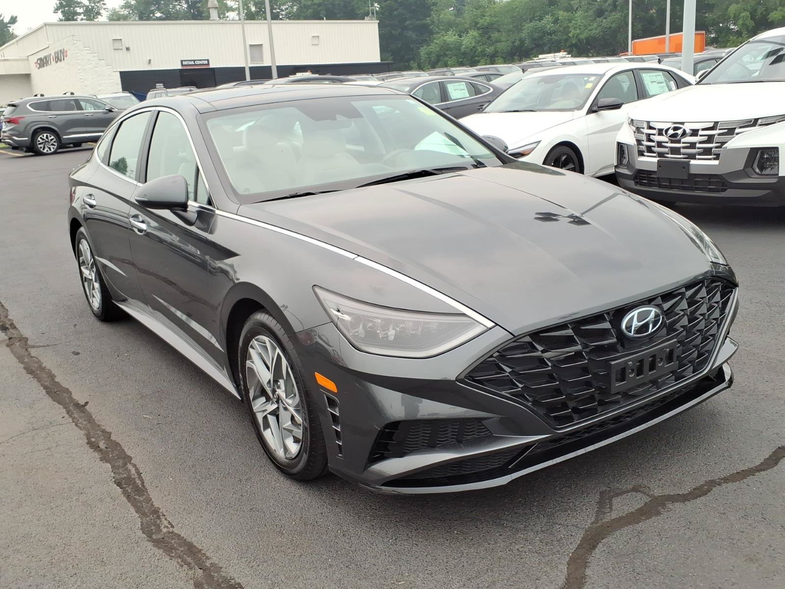 Certified 2023 Hyundai Sonata SEL w/ Convenience Package FWD image 3