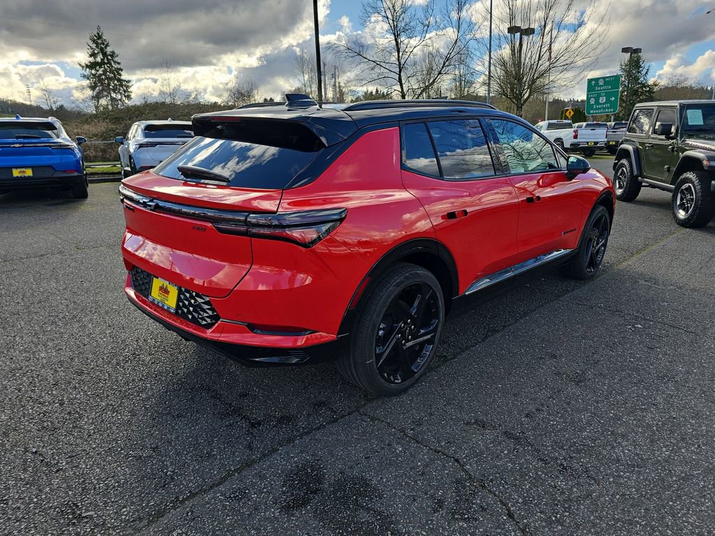 New 2026 Chevrolet Equinox EV RS image 6