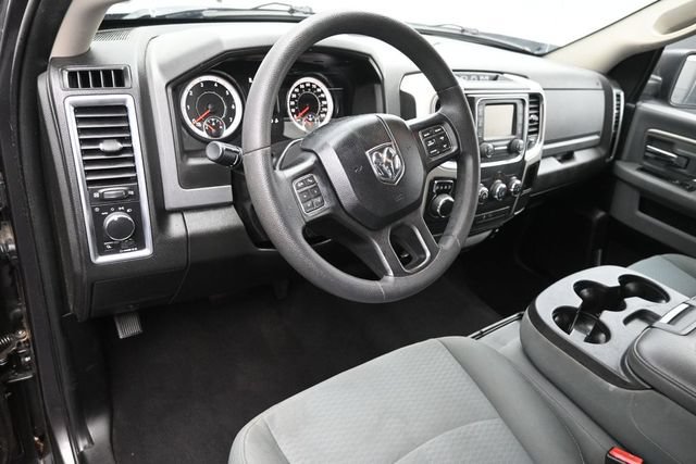 Used 2019 RAM 1500 Classic SLT RWD image 18