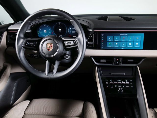 Certified 2025 Porsche Macan 4 Electric image 15