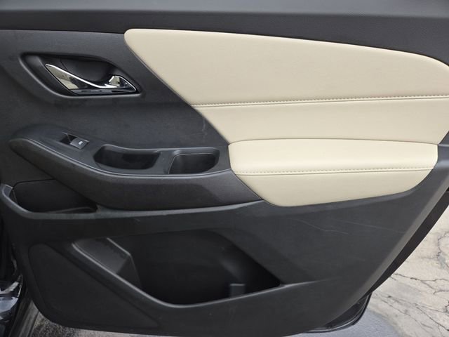 Used 2023 Chevrolet Traverse LS w/ Midnight/Sport Edition AWD/4WD image 24