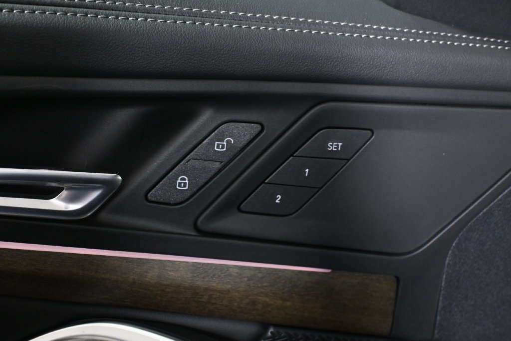 New 2027 BMW X1 xDrive28i AWD/4WD image 25