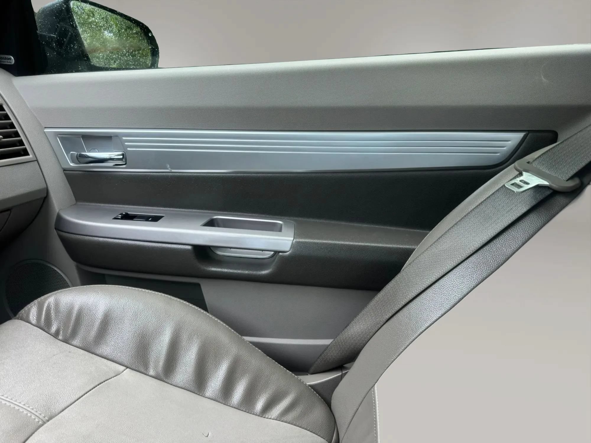 Used 2008 Chrysler Sebring Touring w/ Special Touring Group FWD image 10