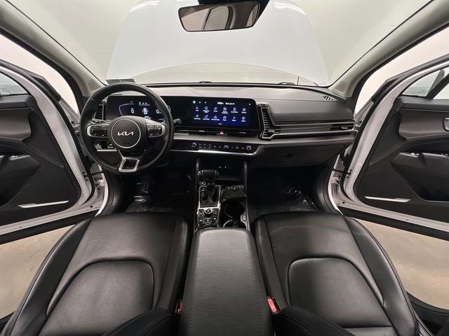 Used 2023 Kia Sportage EX image 20