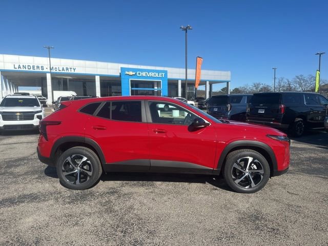 New 2026 Chevrolet Trax RS w/ Sunroof Package FWD image 2