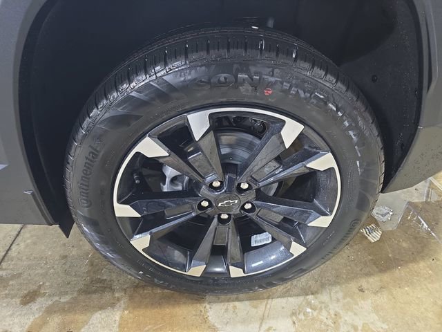 New 2026 Chevrolet Equinox RS w/ LPO, Floor Liner Package image 35