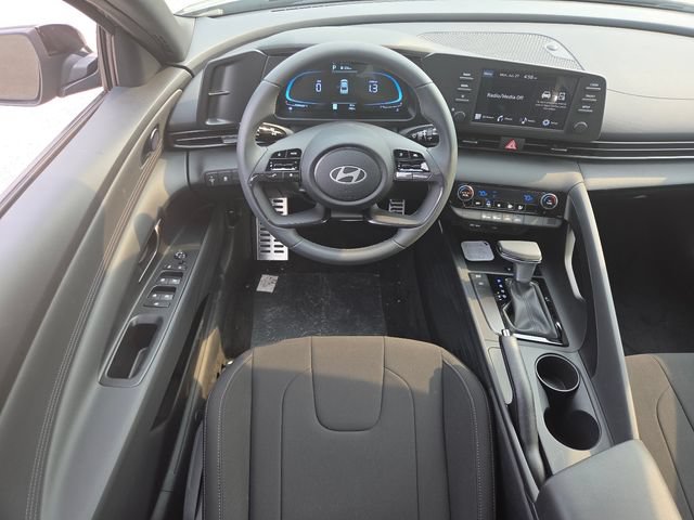 New 2026 Hyundai Elantra Sport FWD image 22