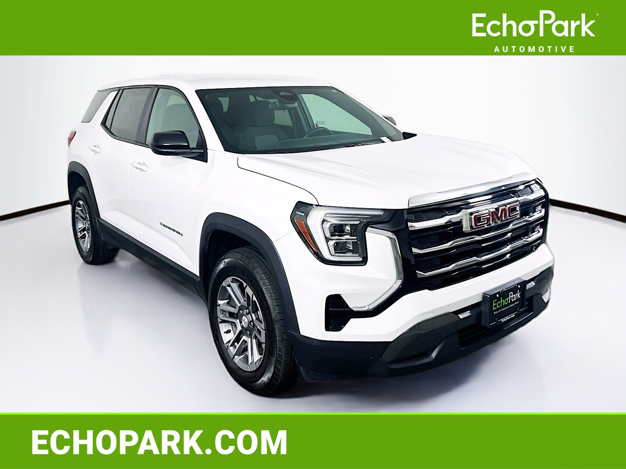 Used 2025 GMC Terrain Elevation