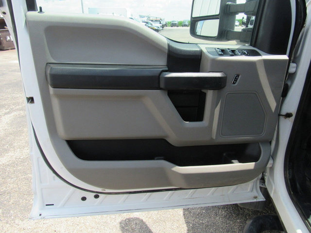 Used 2020 Ford F550 2WD Crew Cab Super Duty image 29
