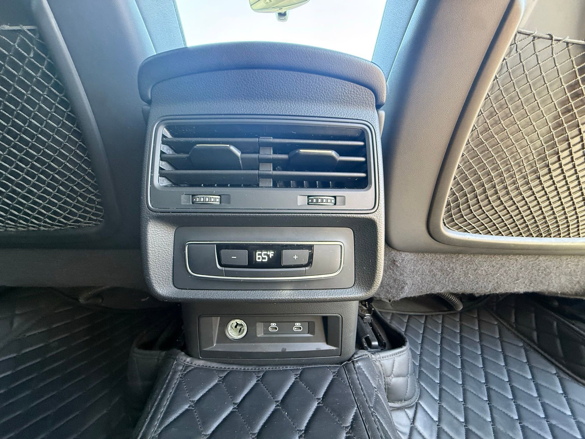 Used 2023 Audi Q7 3.0T Premium Plus AWD/4WD image 29