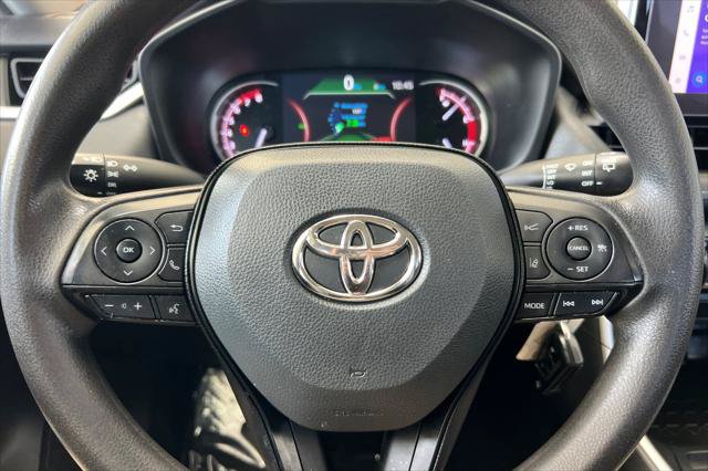 Certified 2023 Toyota RAV4 LE AWD/4WD image 24