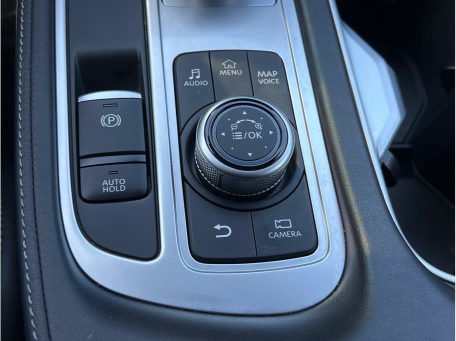 Used 2025 INFINITI QX60 Luxe w/ Black Edition FWD image 19