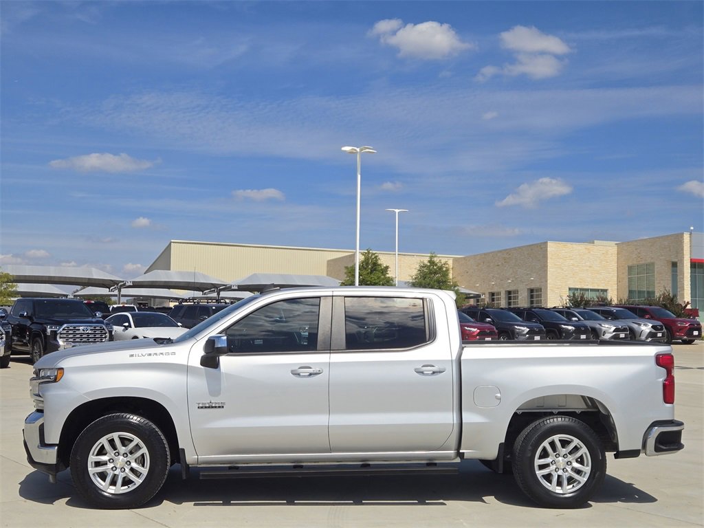 Used 2020 Chevrolet Silverado 1500 LT w/ Texas Edition image 4