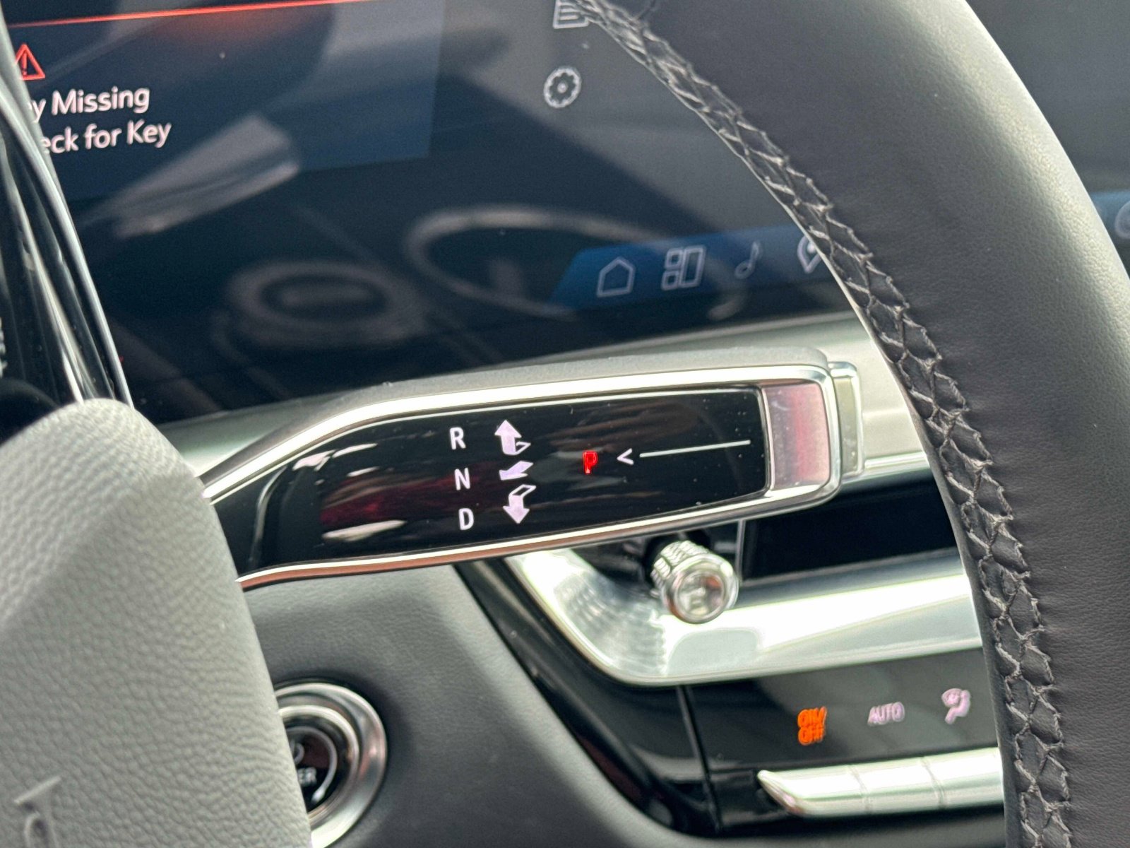 Certified 2024 Cadillac Lyriq Luxury image 5