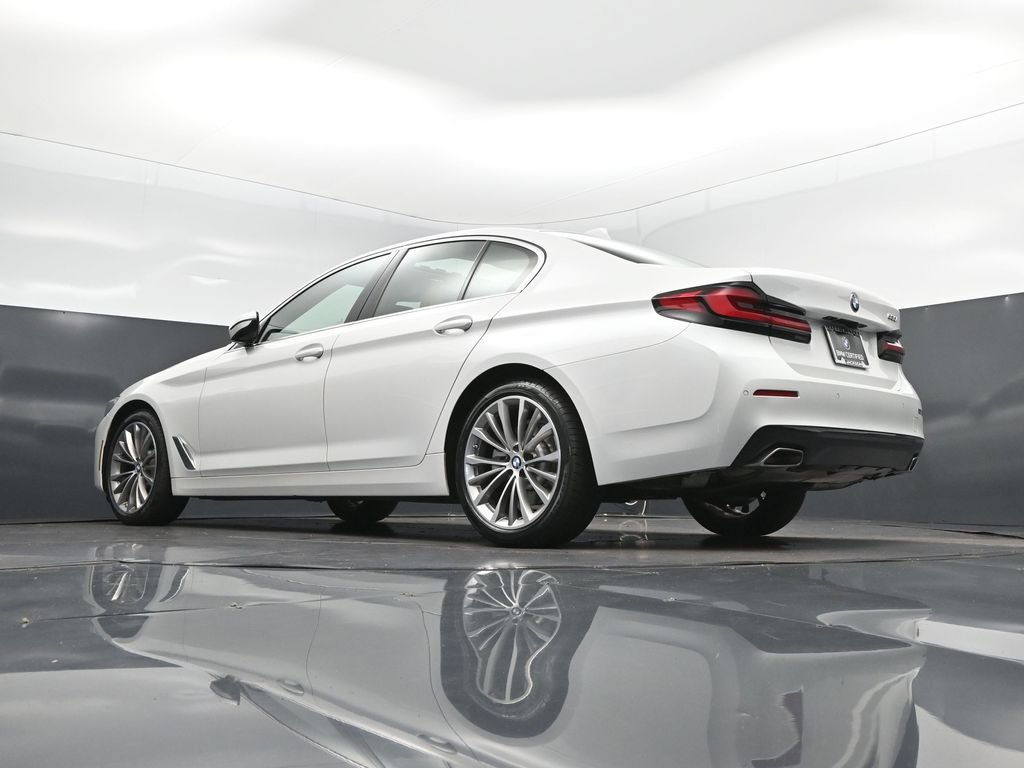 Certified 2023 BMW 530i w/ Convenience Package RWD image 40