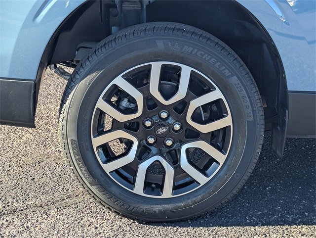 Used 2023 Ford Maverick Lariat w/ Lariat Luxury Package image 9