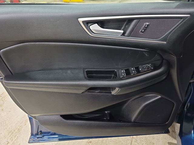 Used 2020 Ford Edge SEL w/ Cold Weather Package image 13