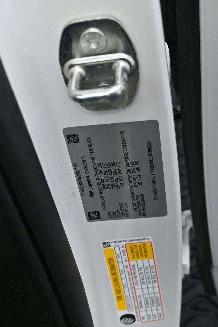 Used 2022 Chevrolet Tahoe Z71 w/ Z71 Off-Road Package image 45