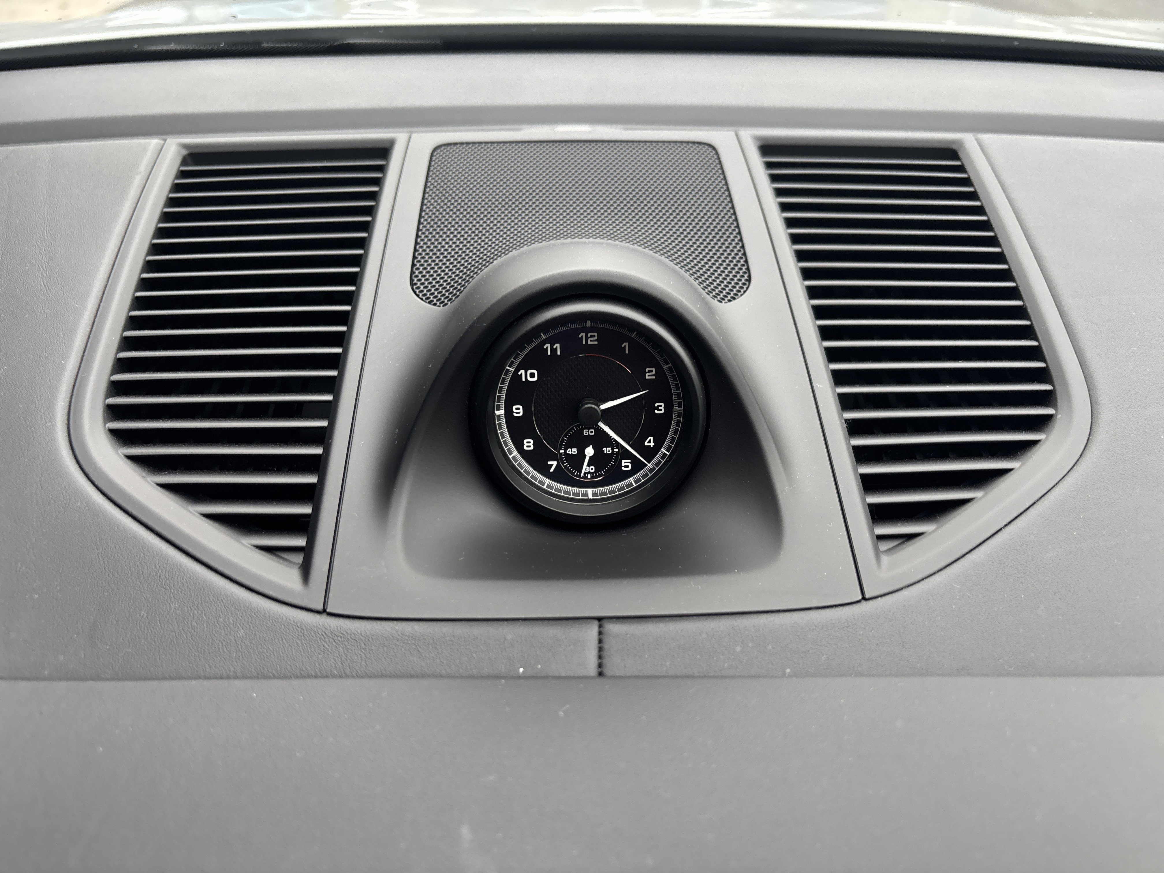 Certified 2022 Porsche Macan image 25