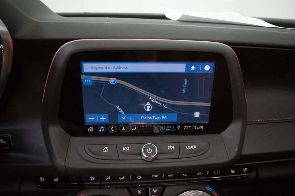 Used 2021 Chevrolet Camaro SS RWD image 18