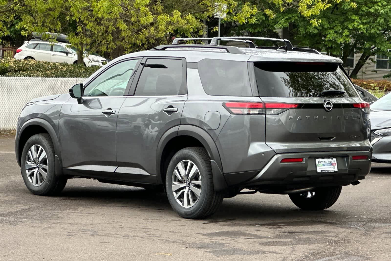New 2026 Nissan Pathfinder SL AWD/4WD image 6