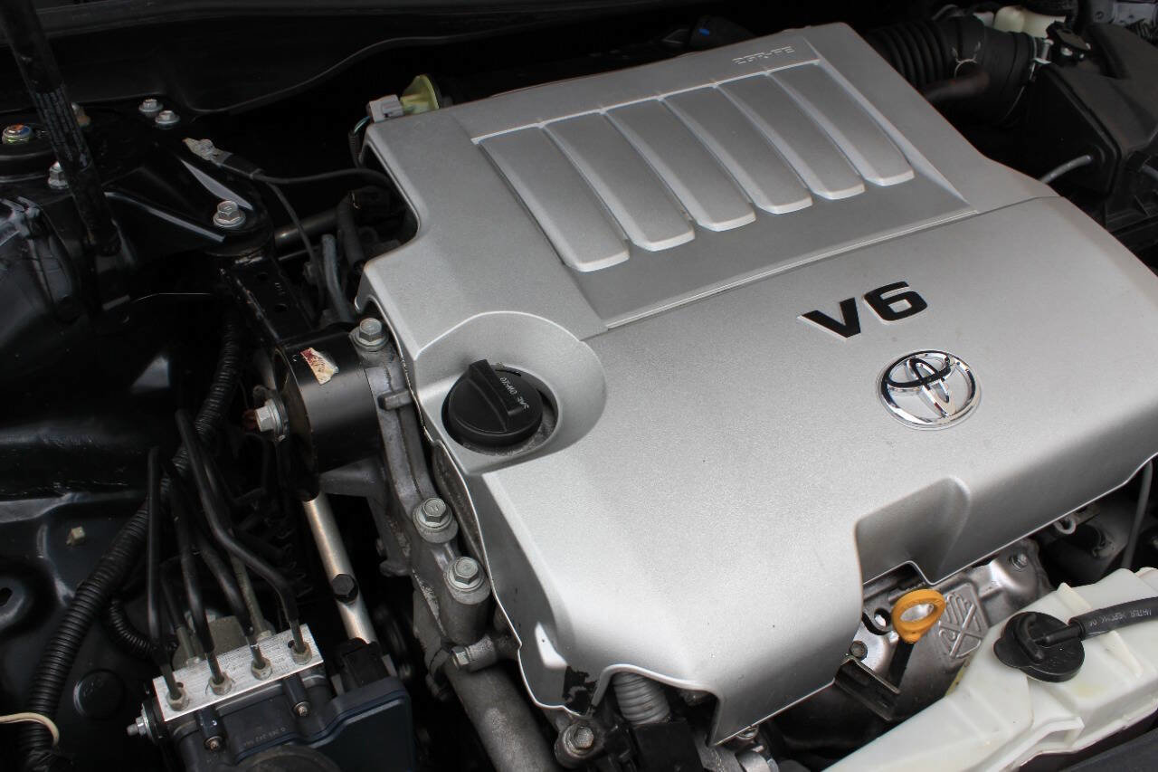 Used 2012 Toyota Camry XLE FWD image 26
