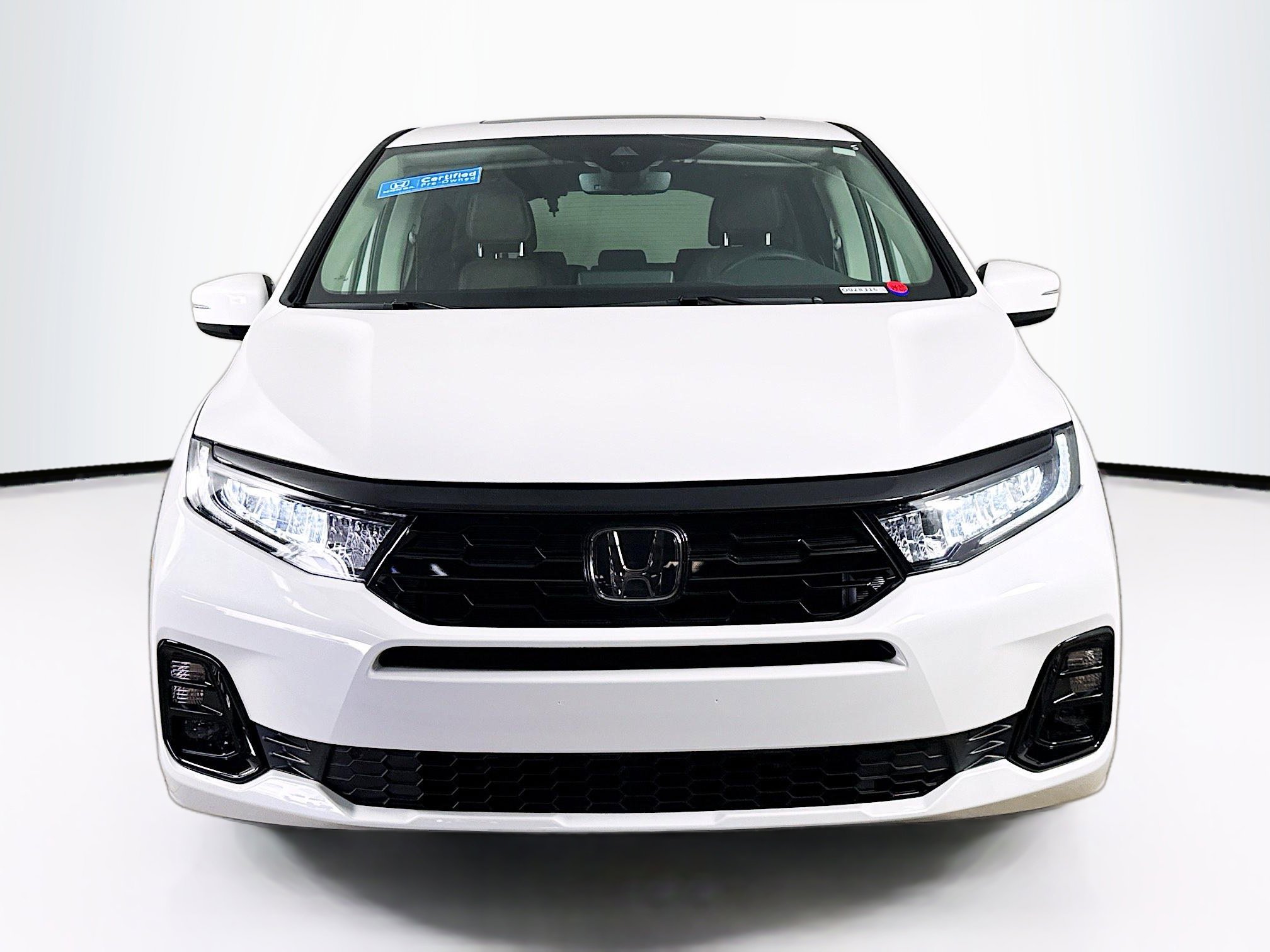 Certified 2026 Honda Odyssey Elite image 3