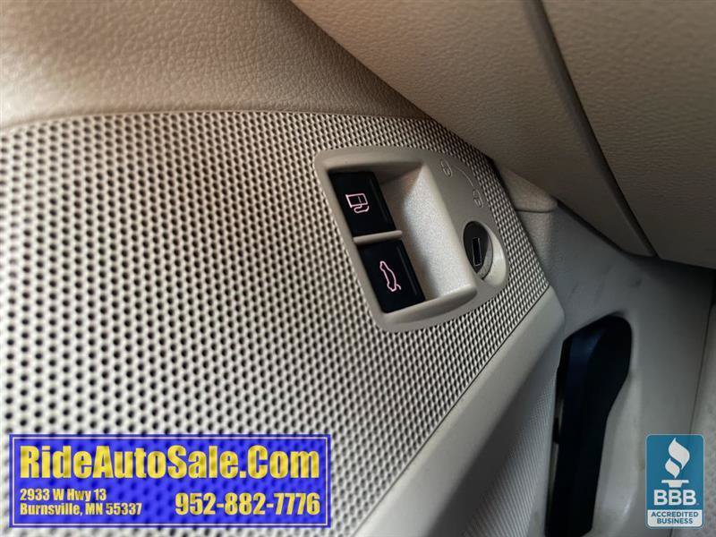 Used 2009 Volkswagen Passat Komfort FWD image 37