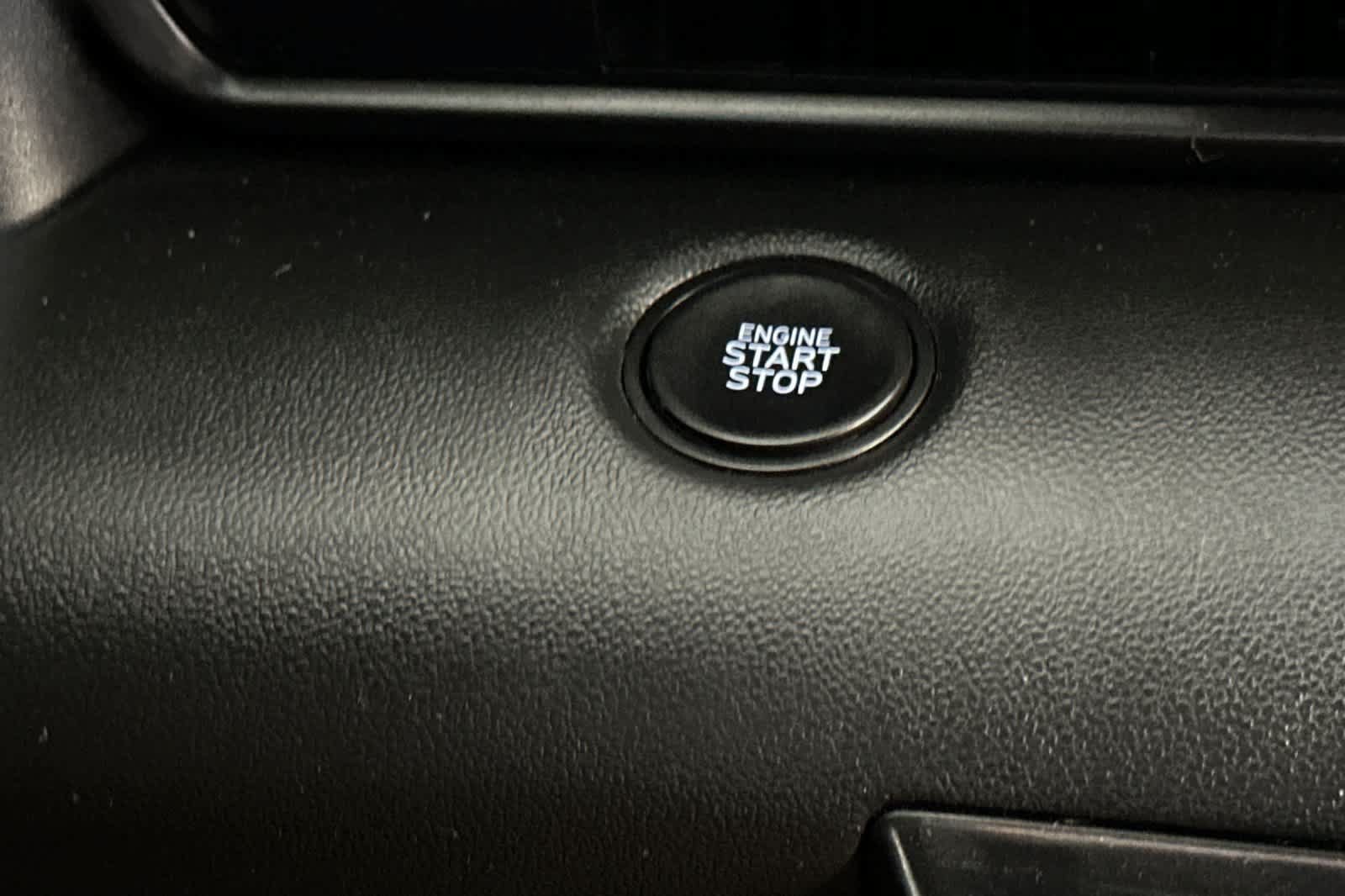 Used 2026 Hyundai Elantra Sport FWD image 25
