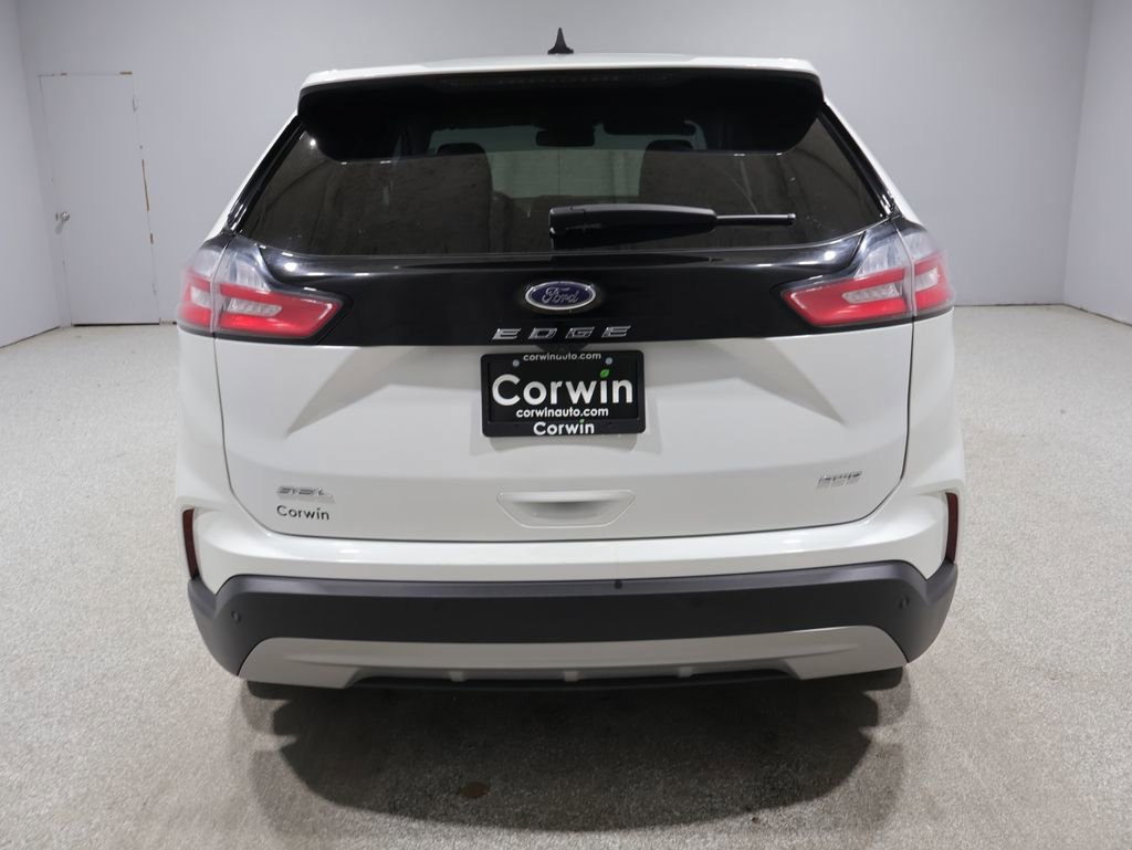 Used 2024 Ford Edge SEL AWD/4WD image 3