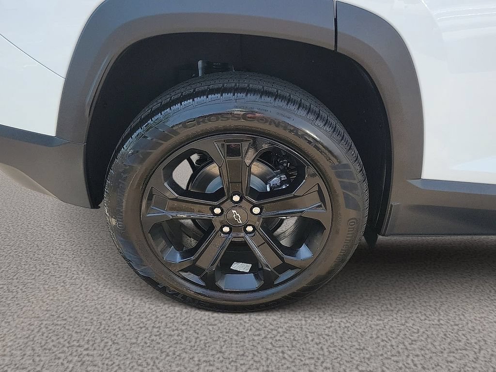 Used 2027 Chevrolet Equinox LT w/ Convenience Package II FWD image 7