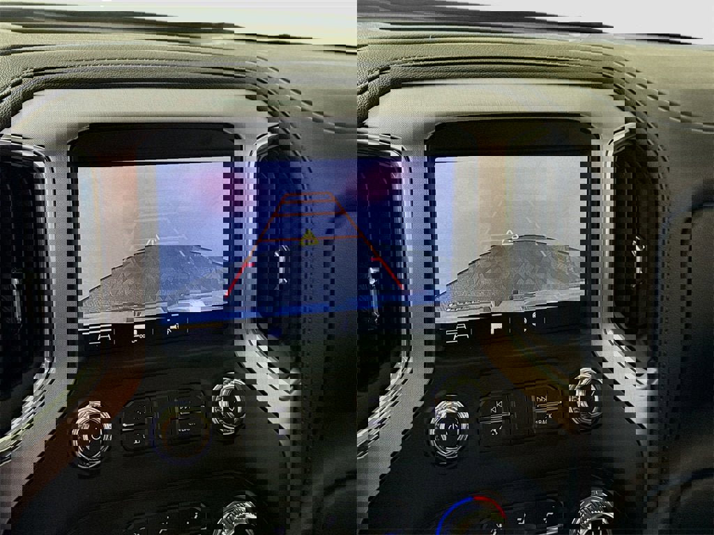 Used 2019 GMC Sierra 1500 SLT w/ SLT Premium Package image 7