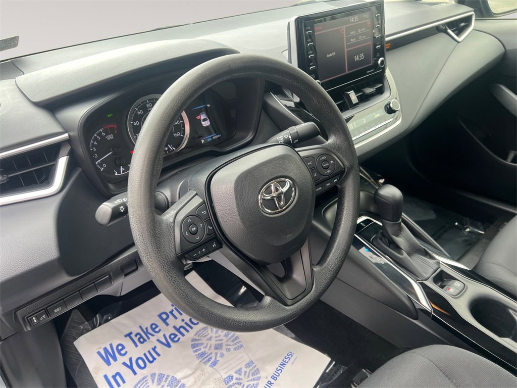 Used 2021 Toyota Corolla LE image 12