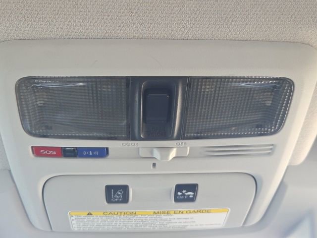 Used 2016 Subaru Forester 2.5i Touring w/ Eyesight & Navigation System image 30