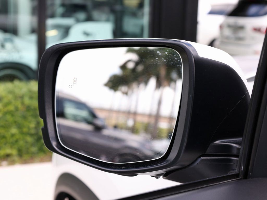 Used 2023 Honda Pilot Elite image 10